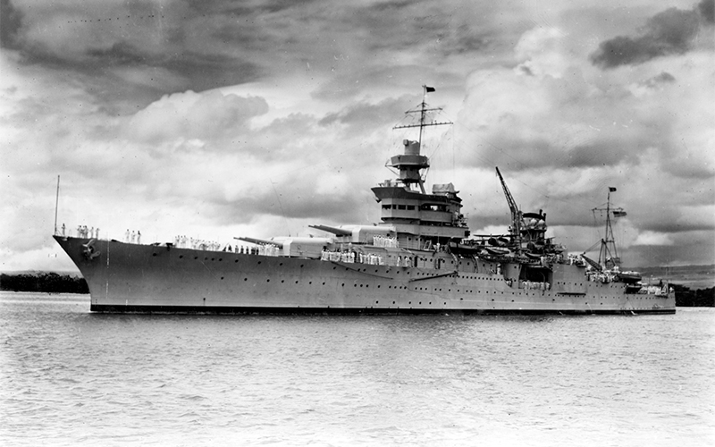 https://www.nationalgeographic.com/history/article/uss-indianapolis-shark-attack-jaws